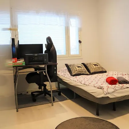 Modern Semi-detached House With Wonderful Location! *