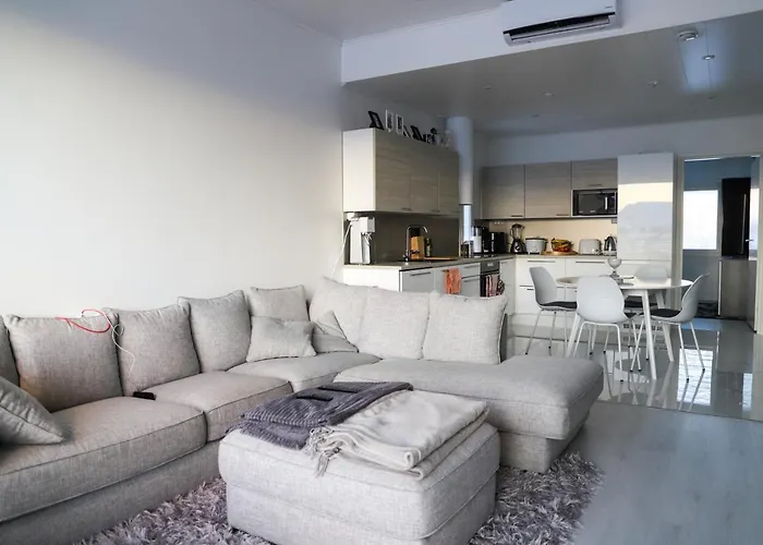 Modern Semi-detached House With Wonderful Location!