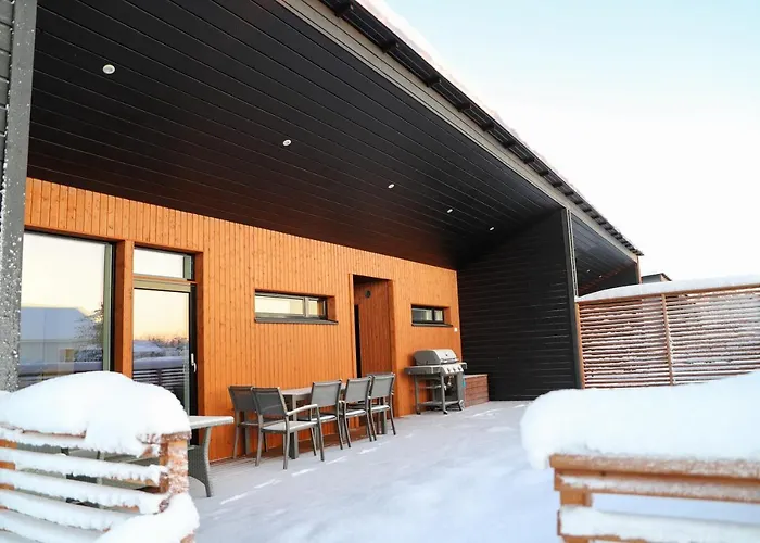 Dom wakacyjny Modern Semi-detached House With Wonderful Location! Rovaniemi
